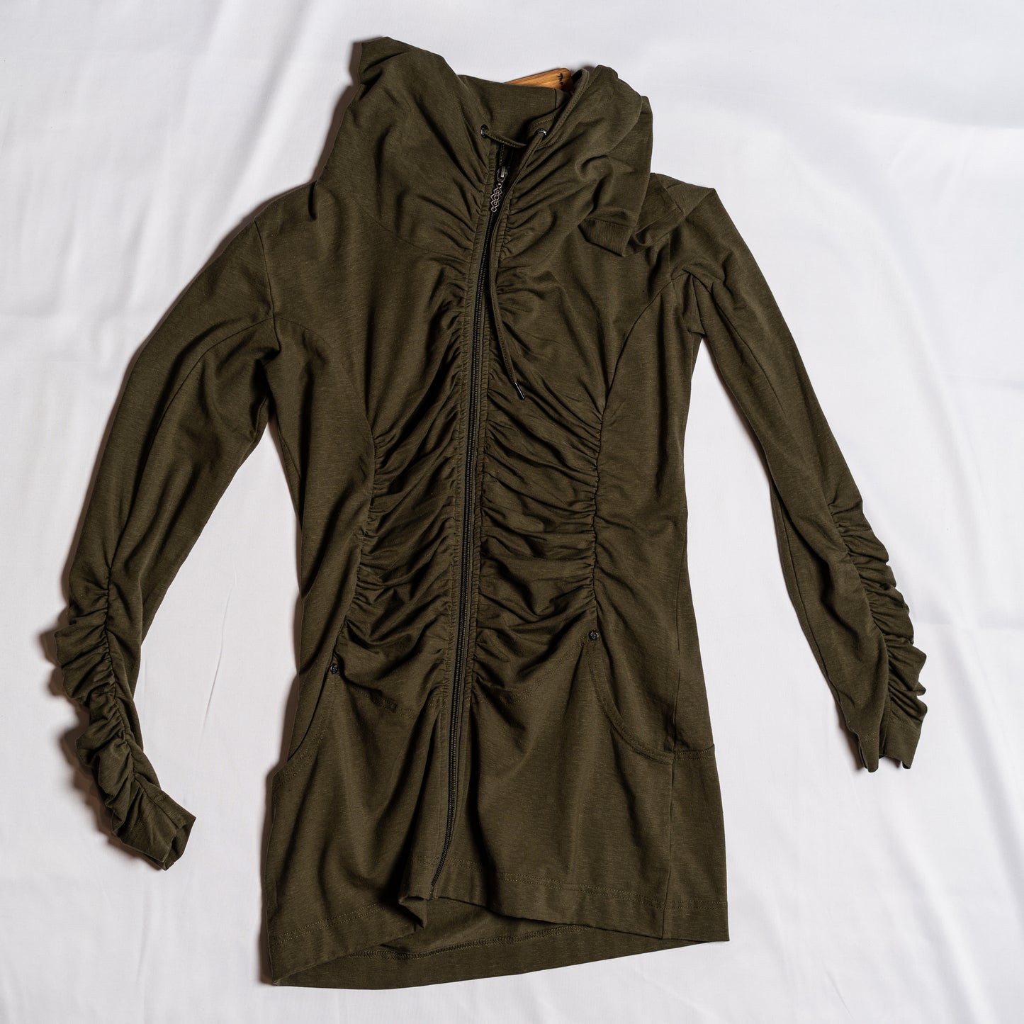 Nomads Thrive Tunic / Olive
